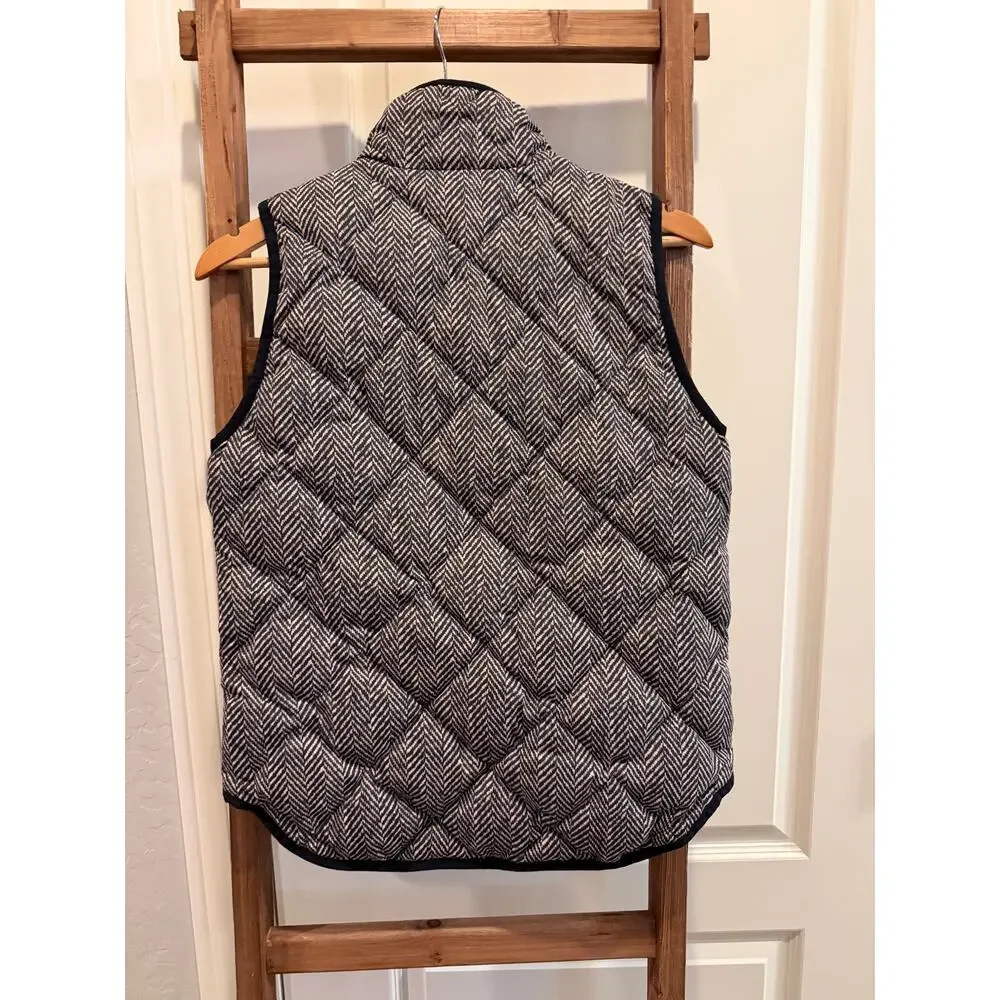 J. Crew Quilted Herringbone Down Feather Vest  - full zip-Size XS Black Cream